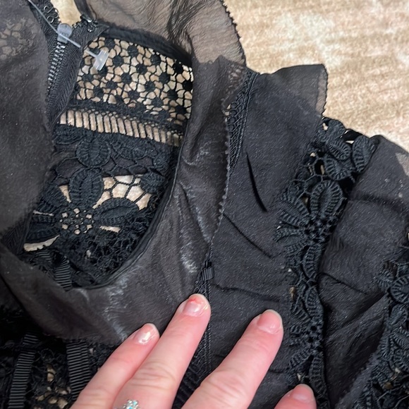 Self-Portrait Black Guipure Lace & Organza Trim Pleated Adeline Dress 4 - Picture 7 of 13